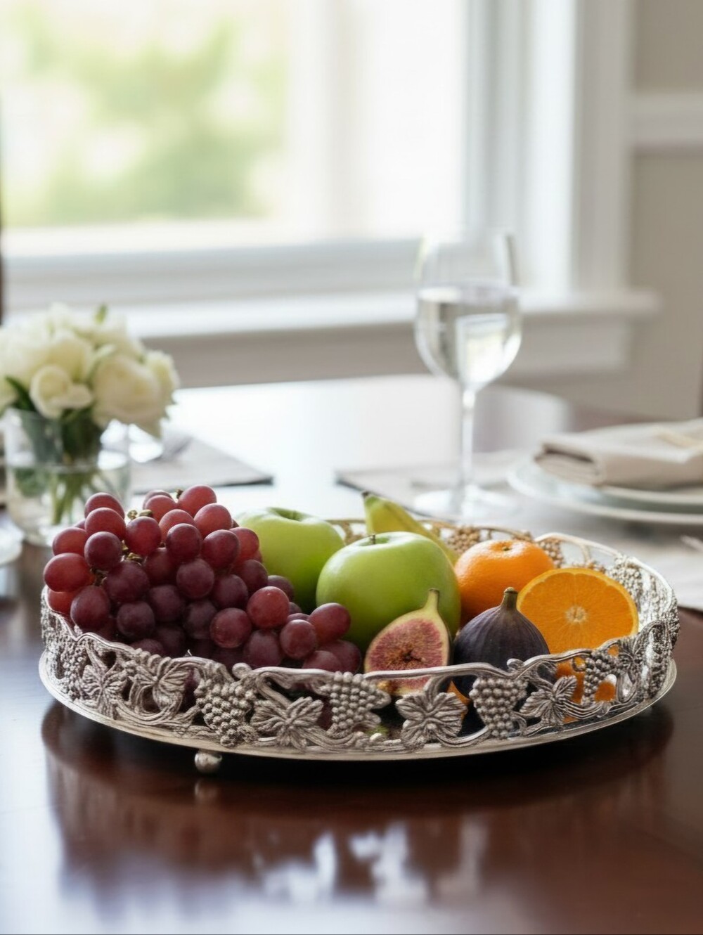 Round tray engraved Highly Polished Mirrored Silverplate grapevine Pattern
